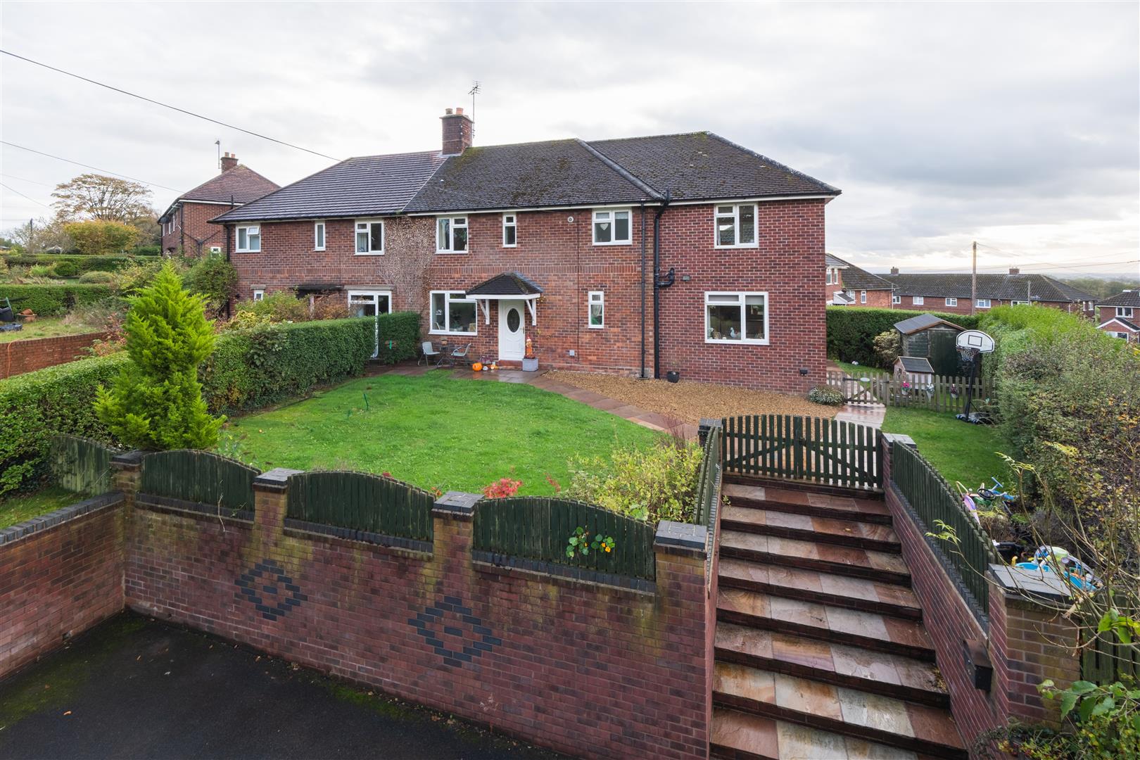 4 bedroom  Semi Detached House for Sale in Utkinton